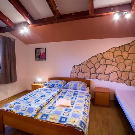 Apartment For Families With Children - Rab - 20749 *