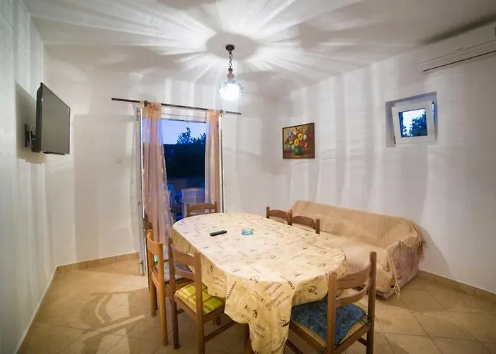 Apartment For Families With Children - Rab - 20749 Lopar