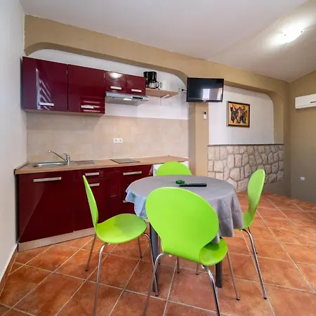 Apartment For Families With Children Lopar, Rab - 20749 *